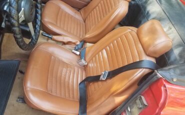 Triumph-tr6-1974-red-5