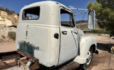 Unknown-1-ton-1953-Gray-2