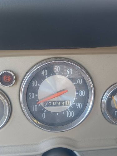 Unknown-1300c-1968-Red-4