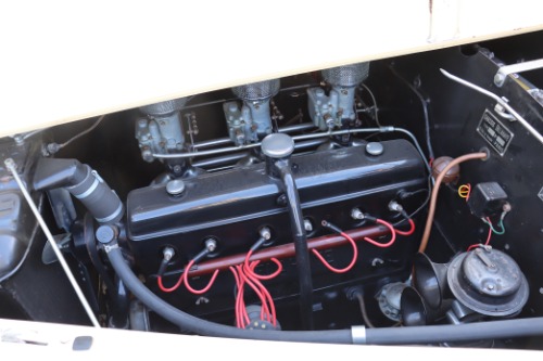 Unknown-135m-1949-White-Brown-6