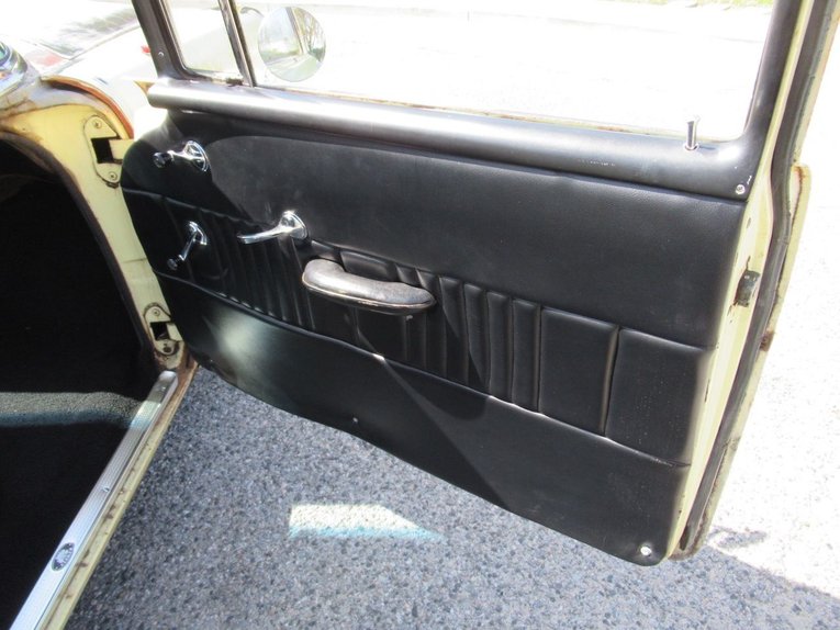 Unknown-150-1956-Calypso-Cream-Black-19