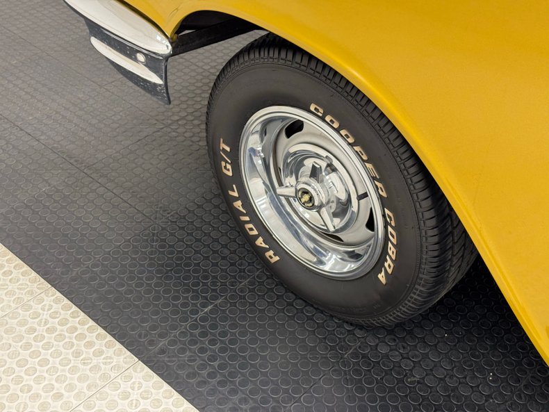Unknown-150-1957-Mustard-Gold-Black-13