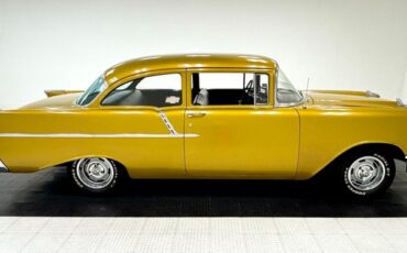 Unknown-150-1957-Mustard-Gold-Black-17