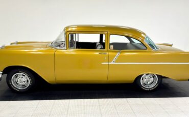 Unknown-150-1957-Mustard-Gold-Black-19