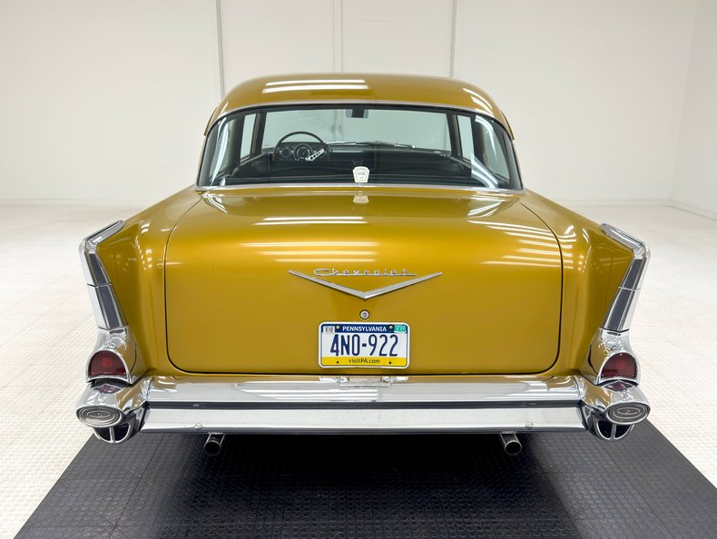 Unknown-150-1957-Mustard-Gold-Black-21