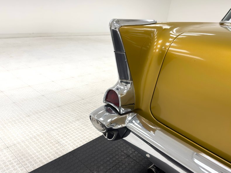 Unknown-150-1957-Mustard-Gold-Black-23