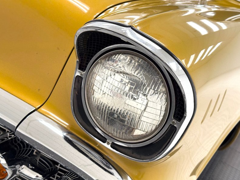 Unknown-150-1957-Mustard-Gold-Black-25