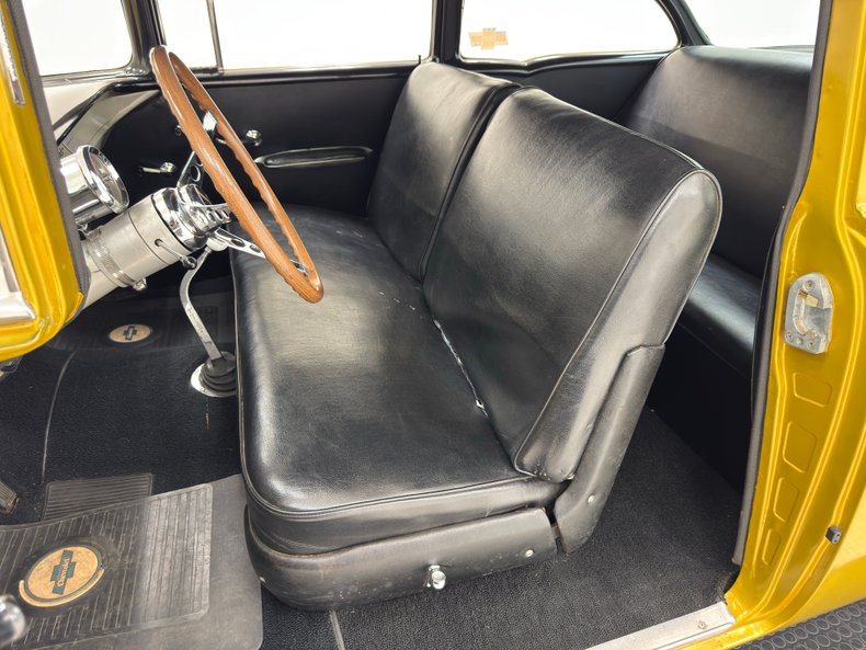 Unknown-150-1957-Mustard-Gold-Black-6