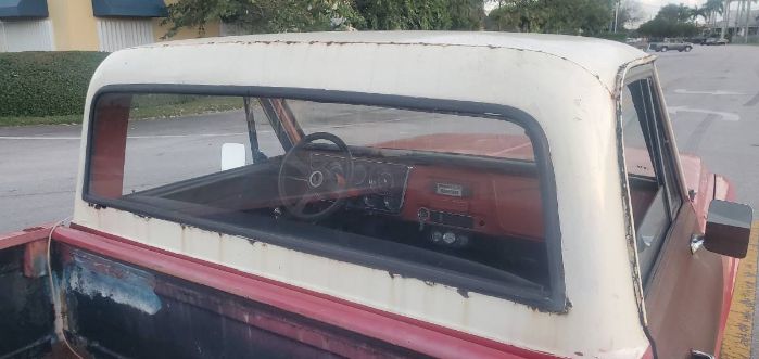 Unknown-1500-1972-Red-17