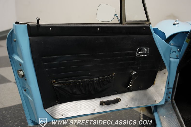 Unknown-1600-1970-Sora-Blue-Black-18