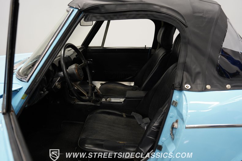 Unknown-1600-1970-Sora-Blue-Black-19