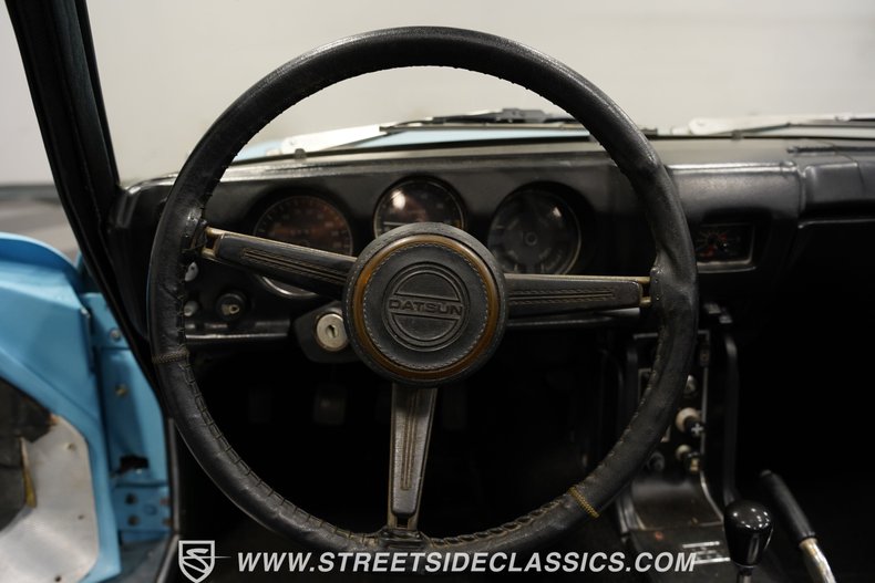 Unknown-1600-1970-Sora-Blue-Black-20