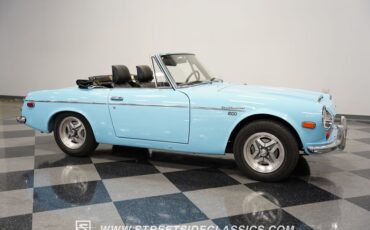 Unknown-1600-1970-Sora-Blue-Black-30
