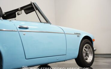 Unknown-1600-1970-Sora-Blue-Black-39