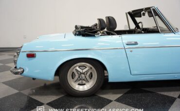 Unknown-1600-1970-Sora-Blue-Black-40