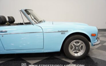 Unknown-1600-1970-Sora-Blue-Black-41