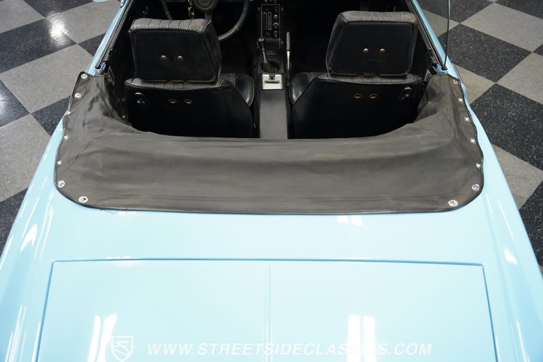 Unknown-1600-1970-Sora-Blue-Black-43