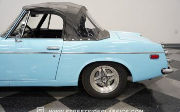 Unknown-1600-1970-Sora-Blue-Black-8
