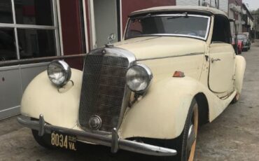 Unknown-170-s-1938-Ivory-Red-2