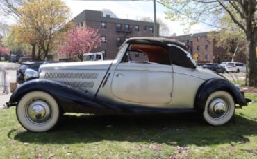 Unknown-170-v-1936-Silver-and-black-Red-2