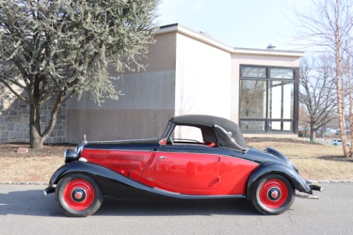 Unknown-170-v-1939-BlackRed-Red-2