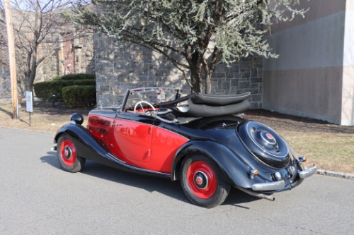 Unknown-170-v-1939-BlackRed-Red-4