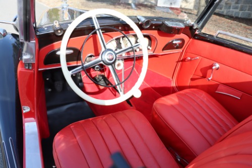 Unknown-170-v-1939-BlackRed-Red-6