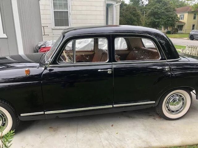 Unknown-190d-1961-Black-Tan-8