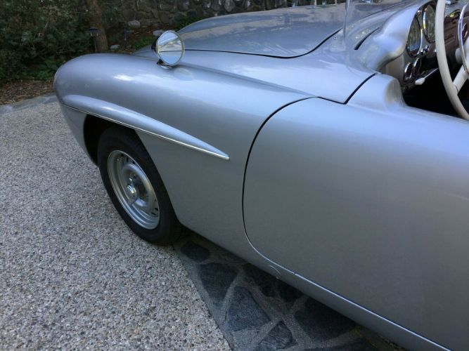 Unknown-190sl-1961-Silver-Red-14