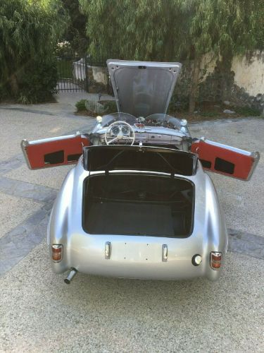 Unknown-190sl-1961-Silver-Red-15