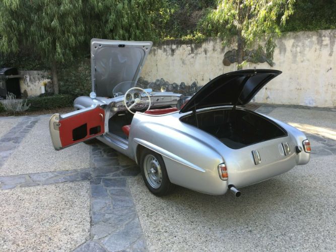 Unknown-190sl-1961-Silver-Red-16