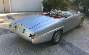 Unknown-190sl-1961-Silver-Red-17