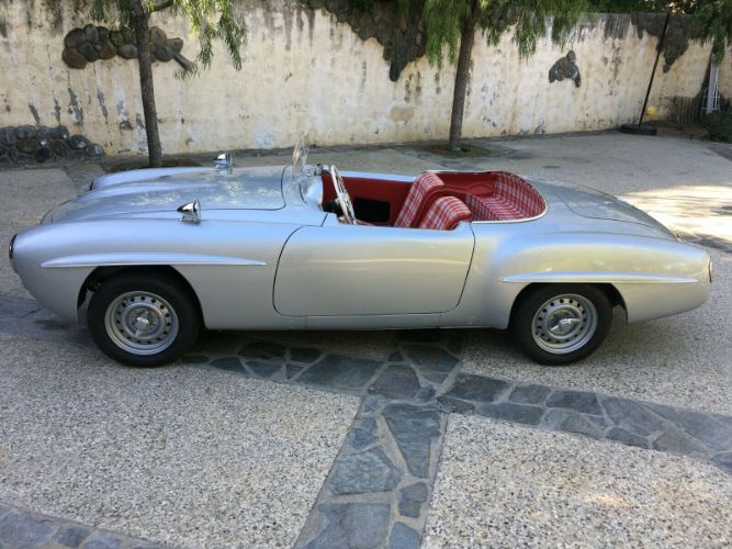 Unknown-190sl-1961-Silver-Red-18
