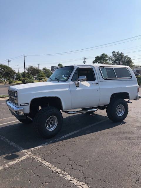 Unknown-1gnev18k8lf146416-1990-white-8