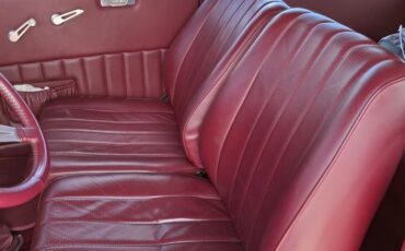 Unknown-2-door-sedan-1932-Black-Maroon-11