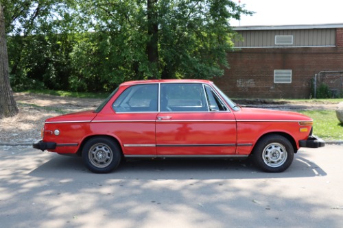 Unknown-2002-1975-Red-Black-2