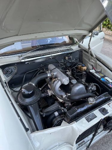 Unknown-200d-1965-White-10