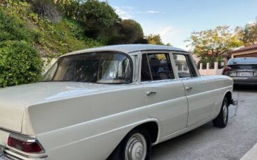 Unknown-200d-1965-White-7