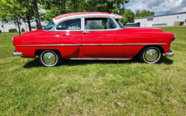 Unknown-210-1953-Red-Black-2
