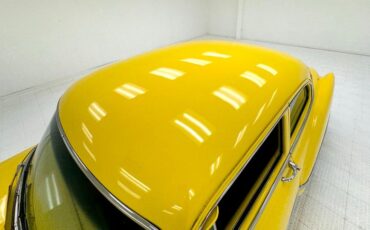 Unknown-210-1953-Yellow-Black-13
