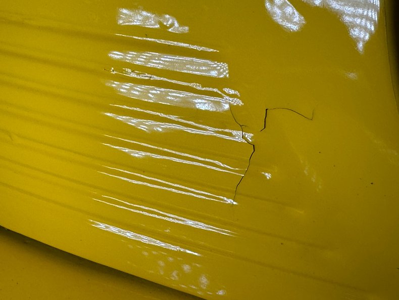Unknown-210-1953-Yellow-Black-19