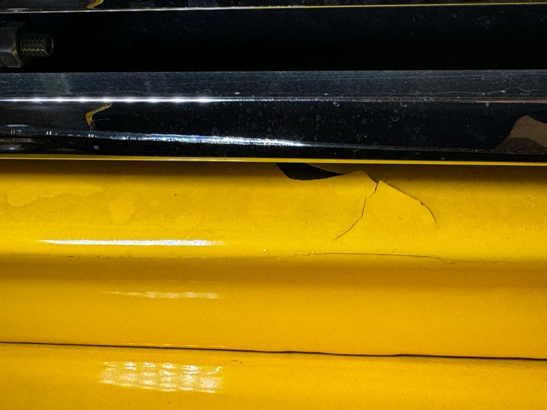Unknown-210-1953-Yellow-Black-21