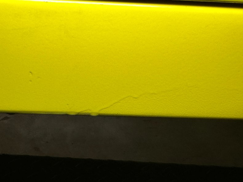 Unknown-210-1953-Yellow-Black-24