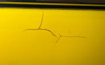 Unknown-210-1953-Yellow-Black-25
