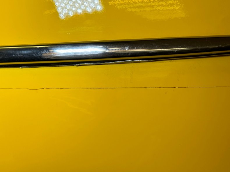 Unknown-210-1953-Yellow-Black-27