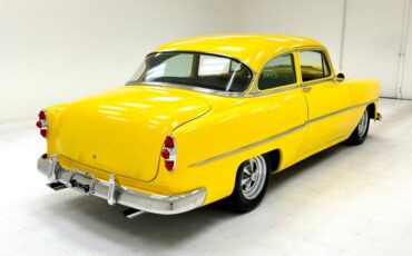 Unknown-210-1953-Yellow-Black-3