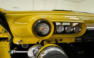 Unknown-210-1953-Yellow-Black-43