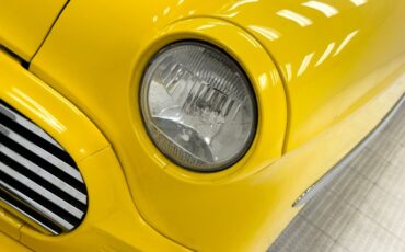 Unknown-210-1953-Yellow-Black-45