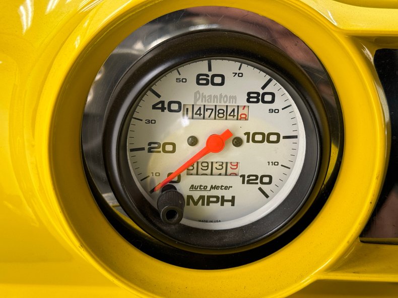 Unknown-210-1953-Yellow-Black-48