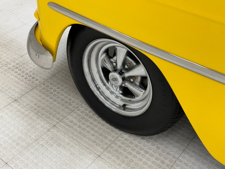 Unknown-210-1953-Yellow-Black-5